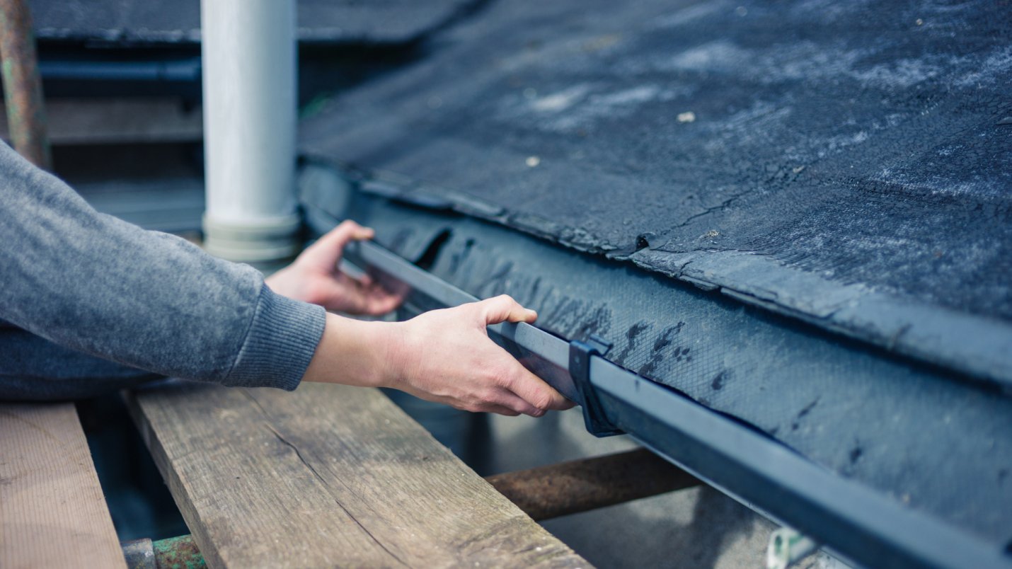 What Professionals Look for During a Gutter Inspection